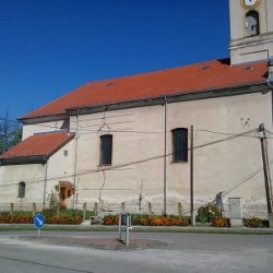 A Felsőszentmártoni templom tetőszerkezetének felújítása