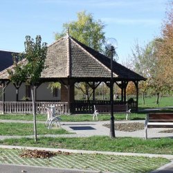 Kislippó-Faluház környezetének rekonstrukciós munkái