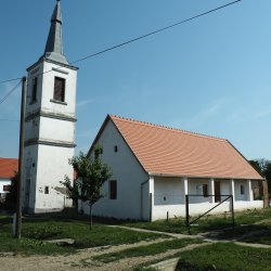 Faluház Magyartelek