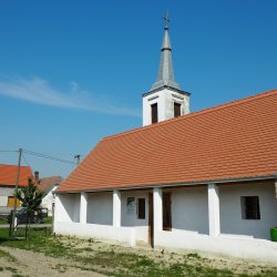 Faluház Magyartelek