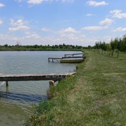Puszta-tó faház infrastruktúrális fejlesztése Hegyszentmártonban