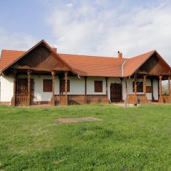 Szatyor Győző