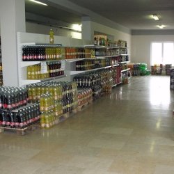Üzlethelyiség felújítása a Zsinkó-Dráva Kft.-nél
